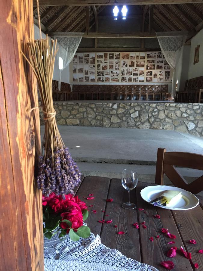 Hotel Levendula Porta és Pajtaszínház Orfű Esterno foto
